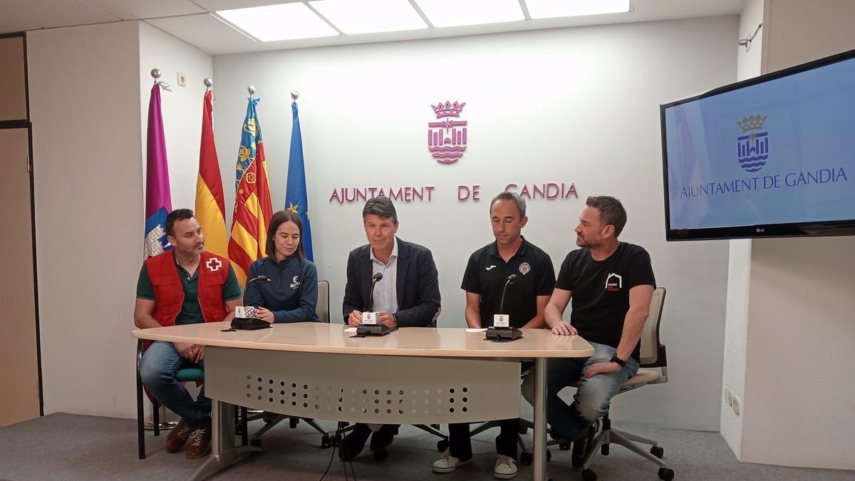 Gandia, Guillermo Olagüe, Fútbol