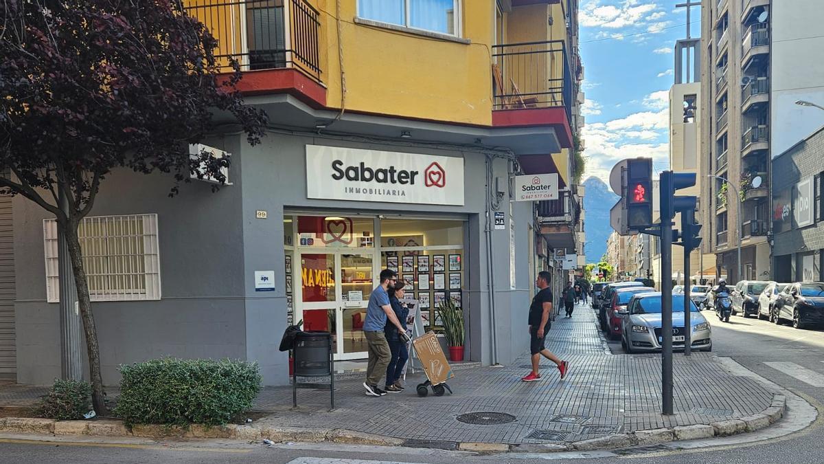 Auge Inmobiliario en la Safor: Un Mercado Disparado sobre los Cimientos Frágiles de la Obra Nueva