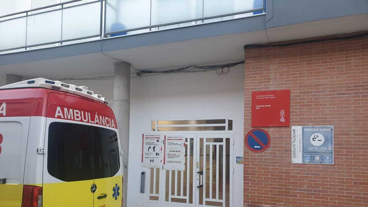 Ador traslada sus pacientes a Palma de Gandia y a Villalonga por las obras de reforma de su consultorio médico