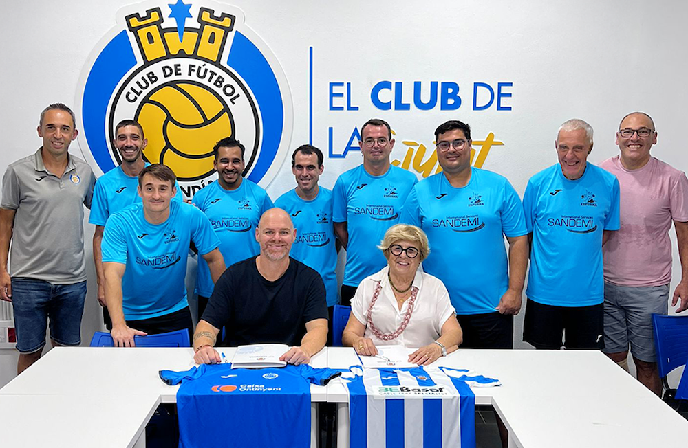 El CF Gandia y la Fundació Espurna forjan una alianza transformadora para la inclusión social a través del fútbol